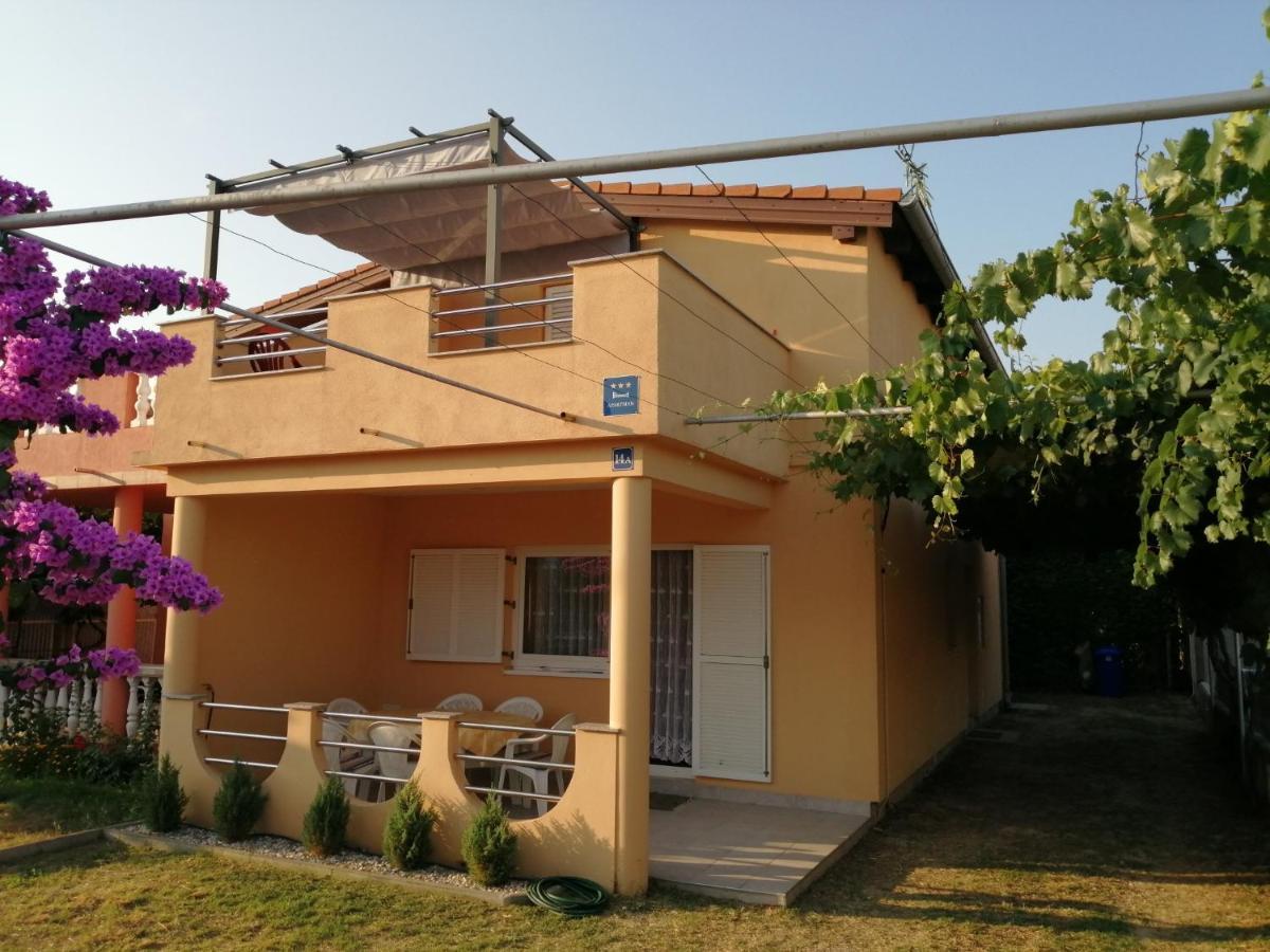 Marina Biograd Na Moru Exterior foto